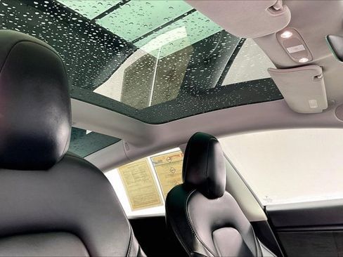 Used 2018 Tesla Model 3 Long Range image 25