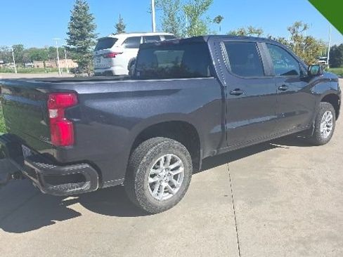 Used 2022 Chevrolet Silverado 1500 RST AWD/4WD image 3