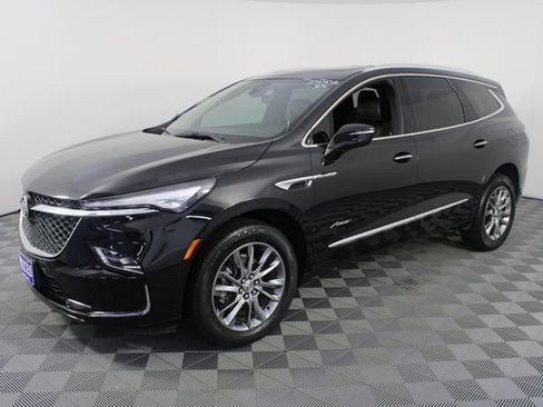 Used 2023 Buick Enclave Avenir w/ Avenir Technology Package image 2