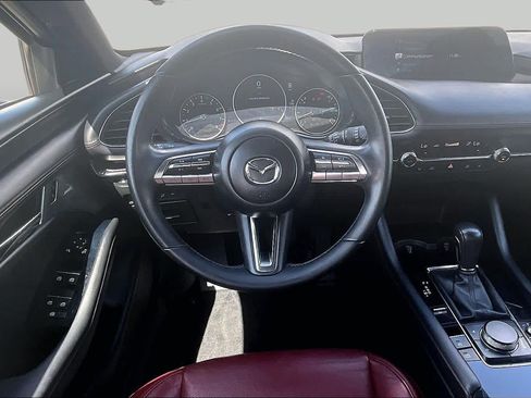 Used 2023 MAZDA MAZDA3 s FWD image 5