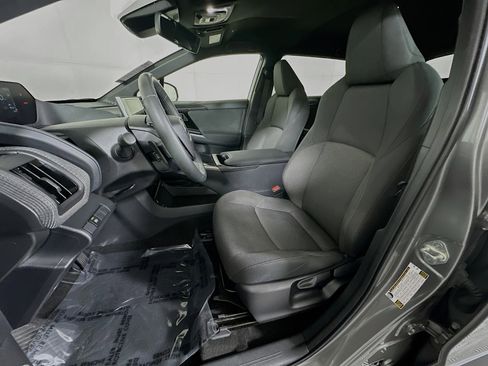 Used 2023 Subaru Solterra AWD image 12