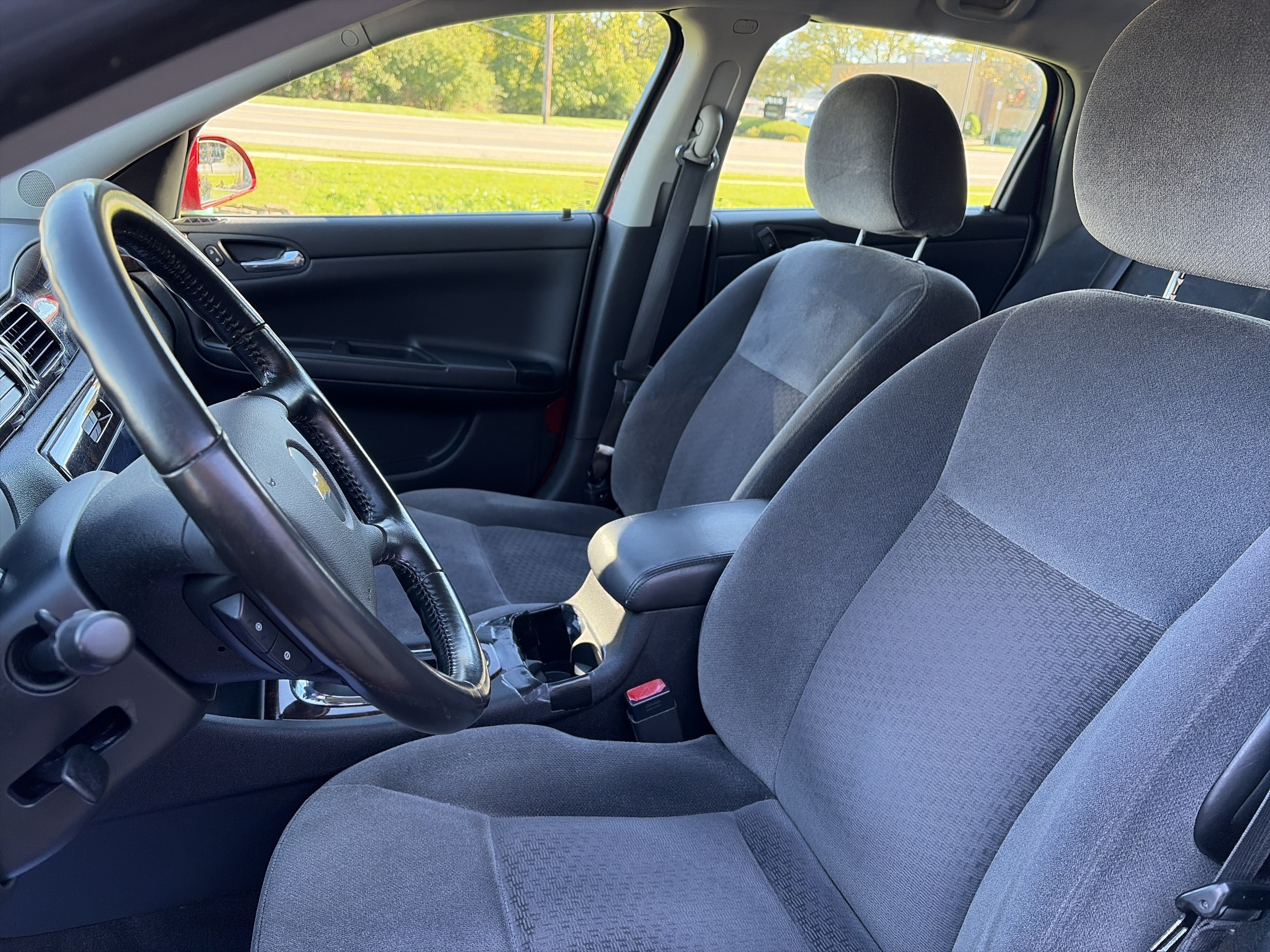 Used 2012 Chevrolet Impala LS FWD image 12