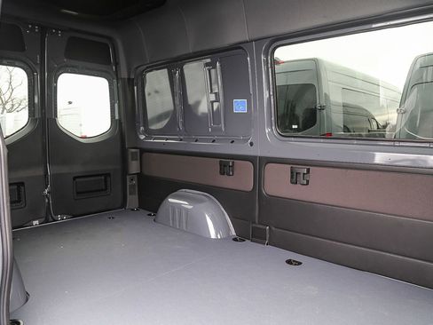 New 2024 Mercedes-Benz Sprinter 144 Cargo image 14