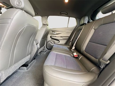 New 2026 Buick Envista Preferred image 17