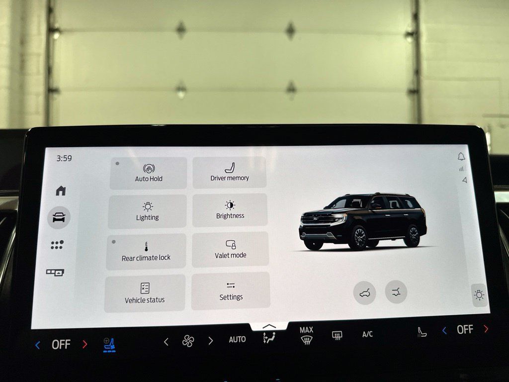 Used 2025 Ford Expedition Max Platinum AWD/4WD image 33