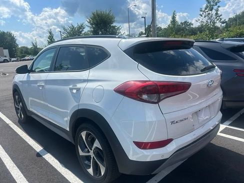 Used 2017 Hyundai Tucson Value AWD/4WD image 4