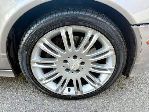 Used 2008 Mercedes-Benz E 350 Luxury image 12