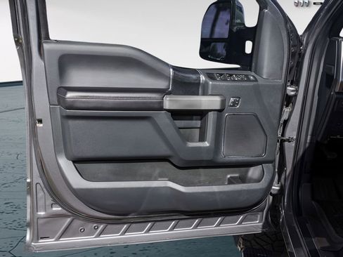 Used 2022 Ford F250 Platinum w/ FX4 Off-Road Package image 30