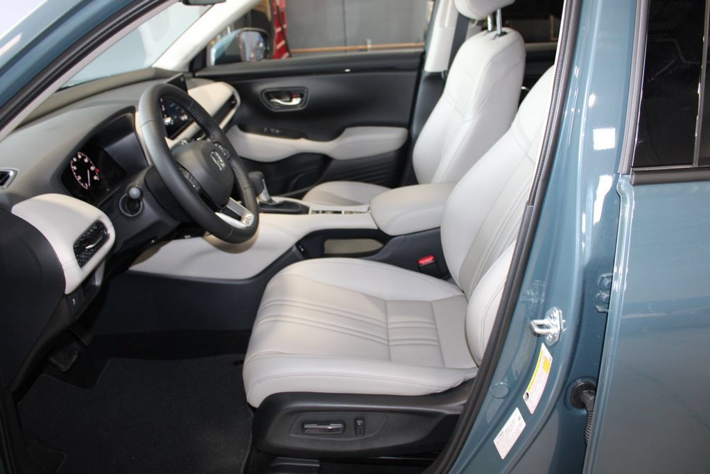 New 2027 Honda HR-V EX-L image 14