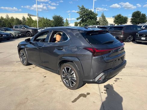 Used 2024 Lexus UX 250h FWD w/ Premium Package image 6