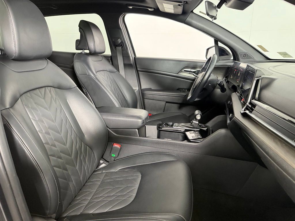 Used 2024 Kia Sportage X-Line w/ X-Line Premium Package AWD/4WD image 31