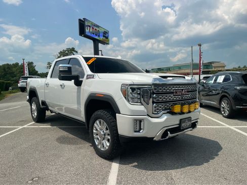 Used 2022 GMC Sierra 2500 Denali w/ Technology Package AWD/4WD image 3