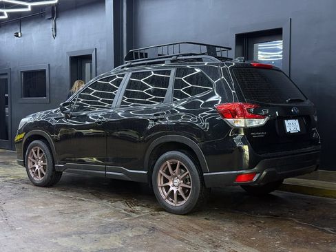 Used 2021 Subaru Forester AWD/4WD image 7