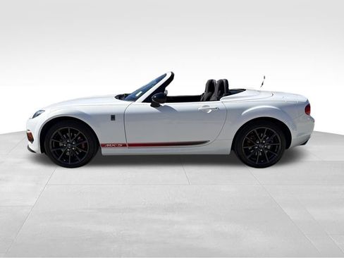 Used 2015 MAZDA MX-5 Miata Club image 5