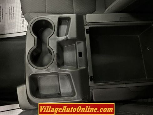 Used 2021 Chevrolet Silverado 1500 LT w/ Safety Package II AWD/4WD image 16