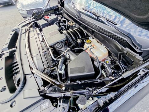 Used 2023 Chevrolet Tahoe LT w/ LT Signature Package image 51