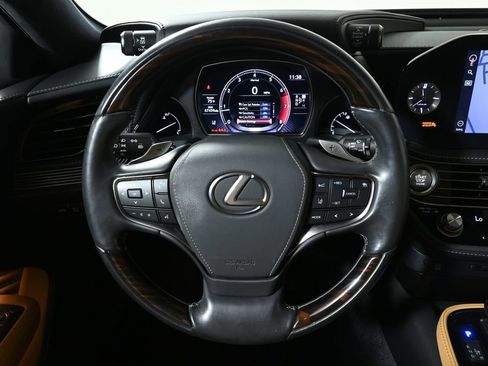 Used 2021 Lexus LS 500 AWD w/ Luxury Package image 18