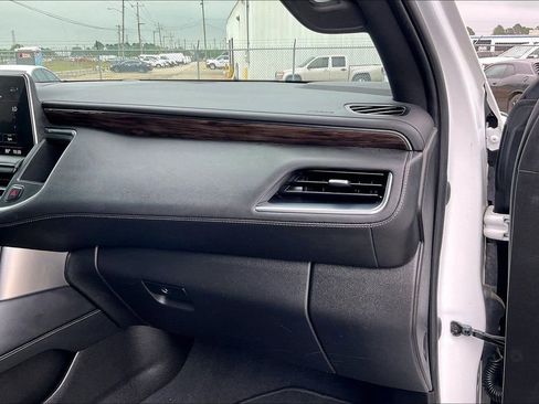 Used 2021 Chevrolet Suburban LS AWD/4WD image 23