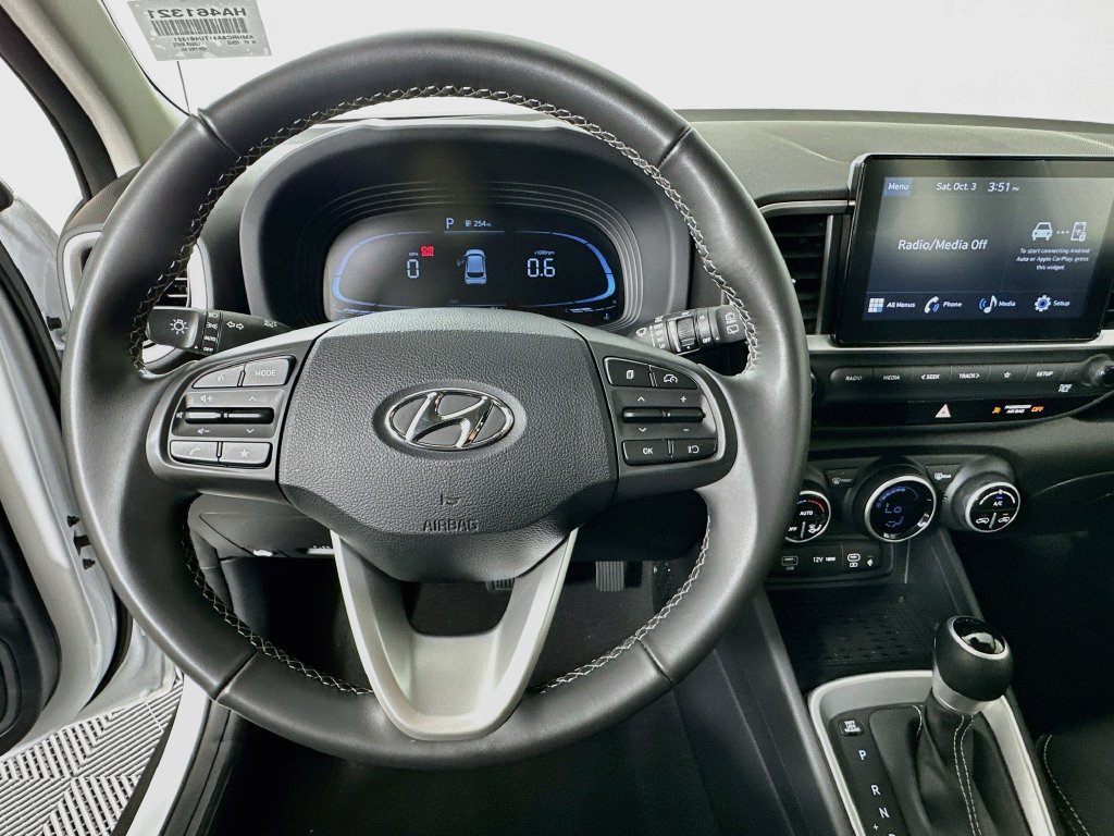 Used 2026 Hyundai Venue SEL FWD image 11
