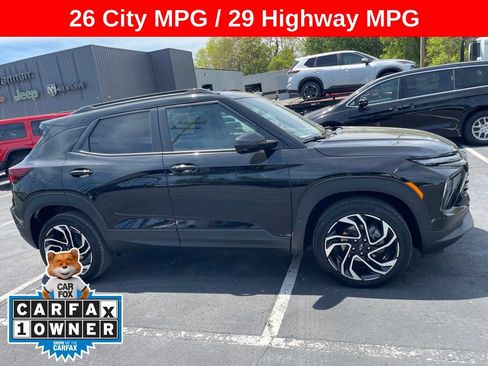 Used 2024 Chevrolet TrailBlazer RS AWD/4WD image 1