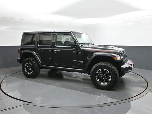 New 2025 Jeep Wrangler Unlimited Rubicon w/ Technology Group image 17