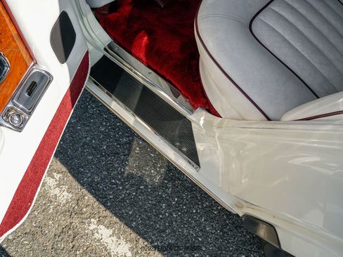 Used 1989 Rolls-Royce Silver Spirit RWD image 64