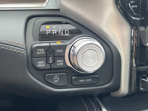 New 2026 RAM 1500 Tungsten w/ Towing Technology Group AWD/4WD image 33