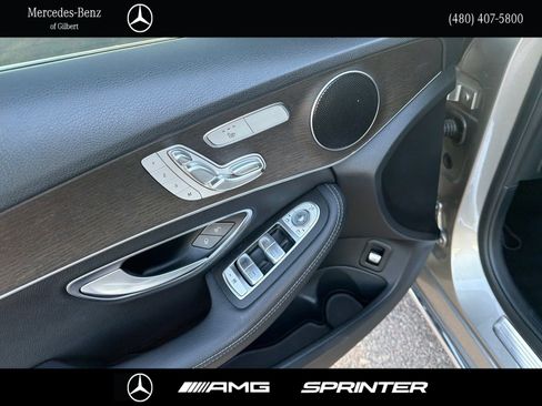 Used 2019 Mercedes-Benz C 300 Sedan image 13