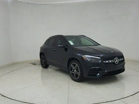 Used 2025 Mercedes-Benz GLA 250 4MATIC image 72