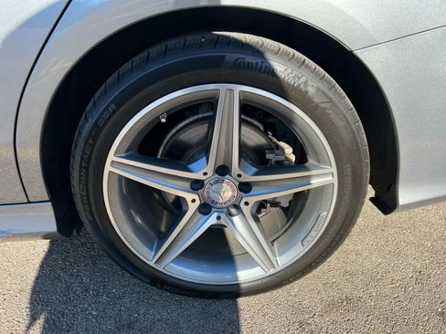 Used 2015 Mercedes-Benz C 300 4MATIC Sedan w/ Multimedia Package image 12