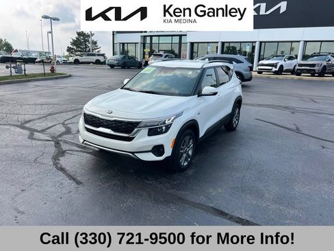 Used 2021 Kia Seltos S AWD/4WD image 2
