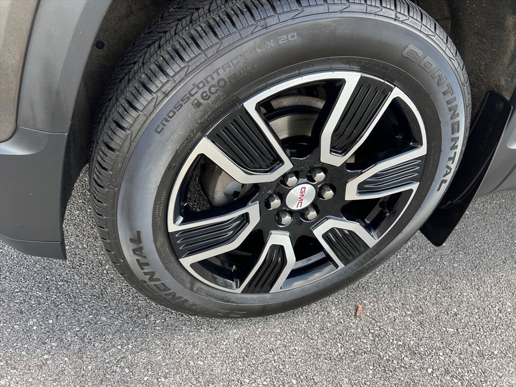 Used 2019 GMC Acadia SLT w/ LPO, Floor Liner Package AWD/4WD image 9