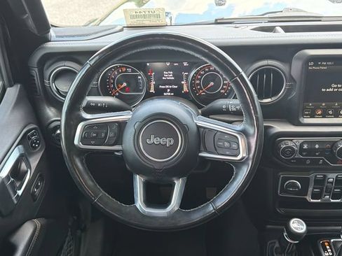 Used 2023 Jeep Gladiator Overland w/ Popular Equipment Package AWD/4WD image 23