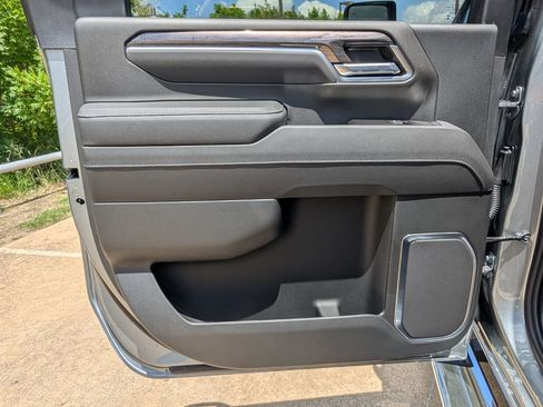 New 2026 Chevrolet Silverado 2500 LTZ w/ LTZ Texas Edition AWD/4WD image 8