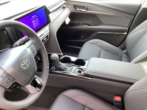 New 2026 Toyota Camry XLE AWD/4WD image 17