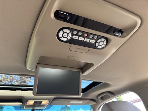 Used 2015 Honda Pilot Touring image 41