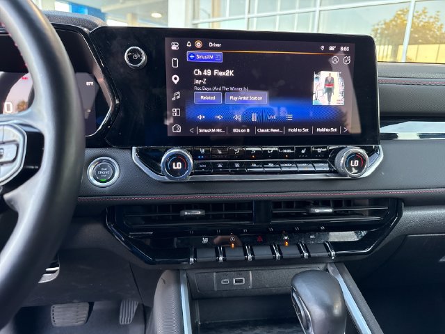 Certified 2024 Chevrolet Colorado Z71 w/ Z71 Convenience Package 2 AWD/4WD image 18