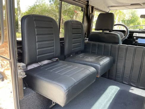 Used 1995 Land Rover Defender image 13