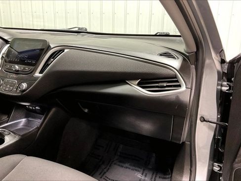 Used 2024 Chevrolet Malibu LT FWD image 16