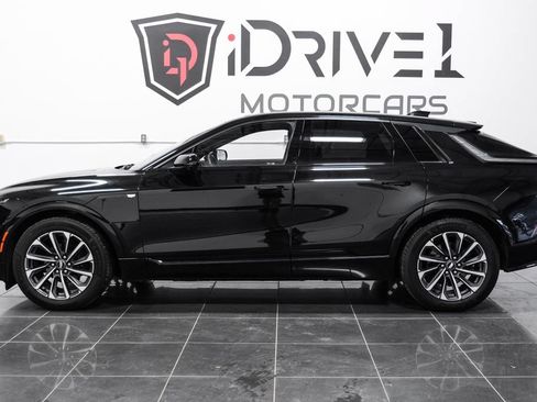 Used 2024 Cadillac Lyriq Sport AWD/4WD image 12