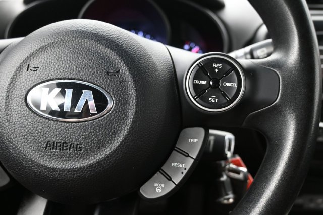 Used 2015 Kia Soul FWD image 25
