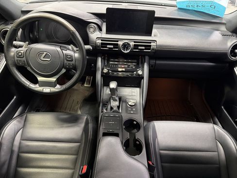 Used 2022 Lexus IS 350 F Sport image 10