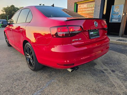 Used 2018 Volkswagen Jetta Sport FWD image 7