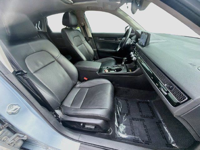 Used 2022 Honda Civic Touring image 29
