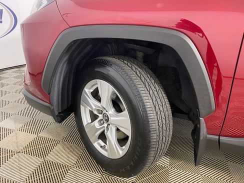 Used 2019 Toyota RAV4 XLE w/ Convenience Package AWD/4WD image 23