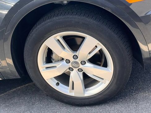 Used 2019 Audi Q5 2.0T Premium Plus w/ Premium Plus Package AWD/4WD image 4
