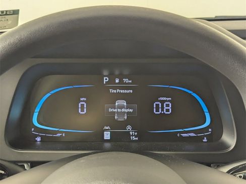 New 2025 Hyundai Elantra SE image 18