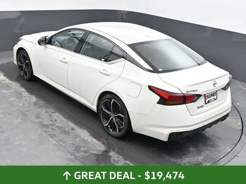 Used 2024 Nissan Altima 2.5 SR image 42