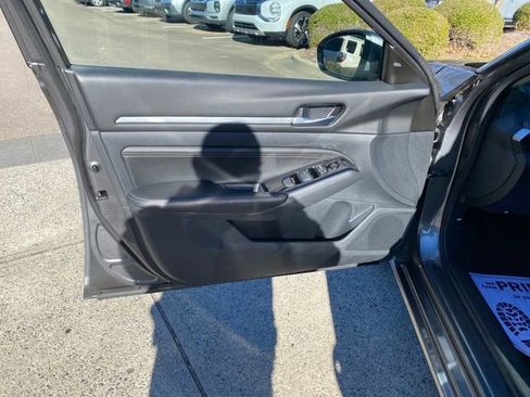 Used 2023 Nissan Altima 2.5 SL image 19