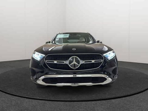 Certified 2026 Mercedes-Benz GLC 300 4MATIC image 2